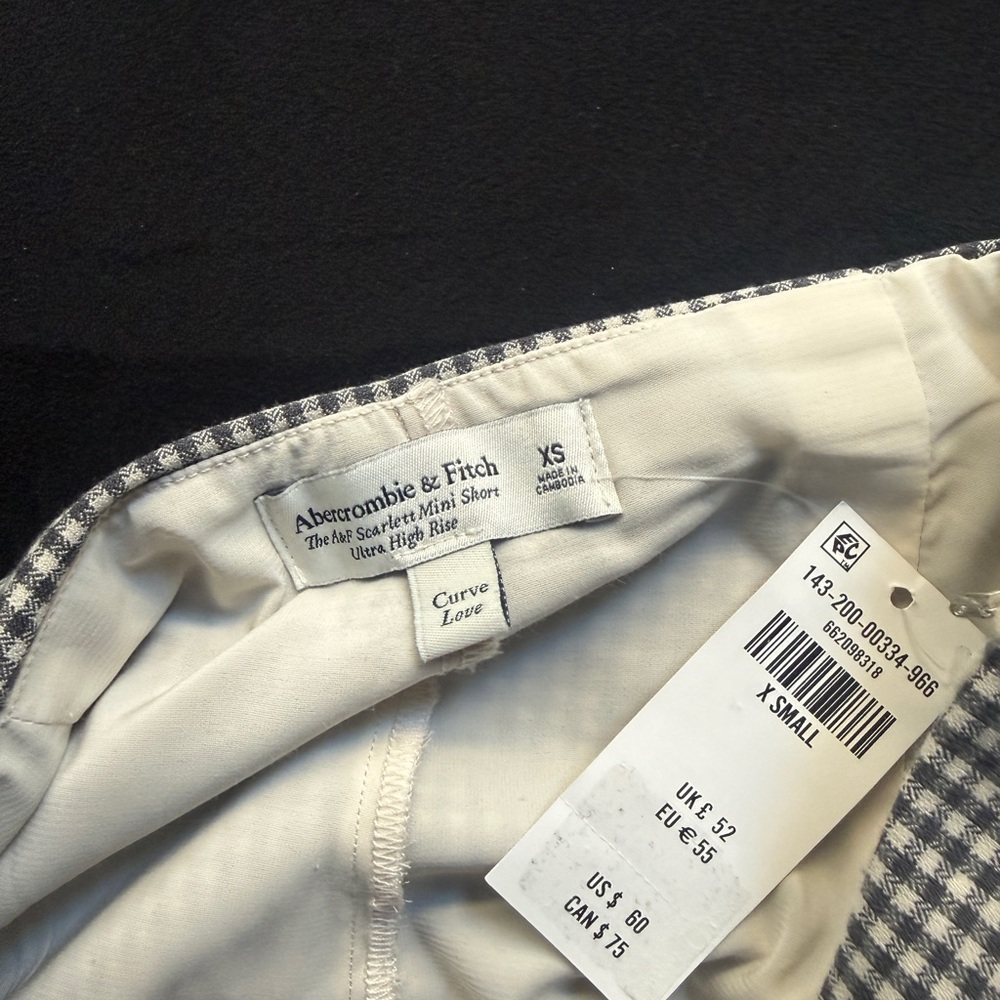 Abercrombie mini skort - Picture 2 of 2